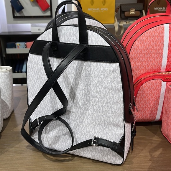 Michael Kors Jaycee Large Zip Pocket Backpack & LG DOUBLE ZIP WRISTLET - Picture 10 of 16